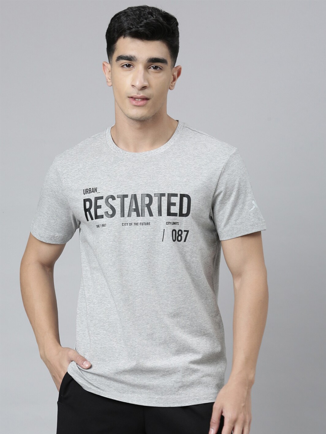 

Xtep Typography Printed Round Neck Short Sleeves Relaxed Fit Sports T-shirt, Grey