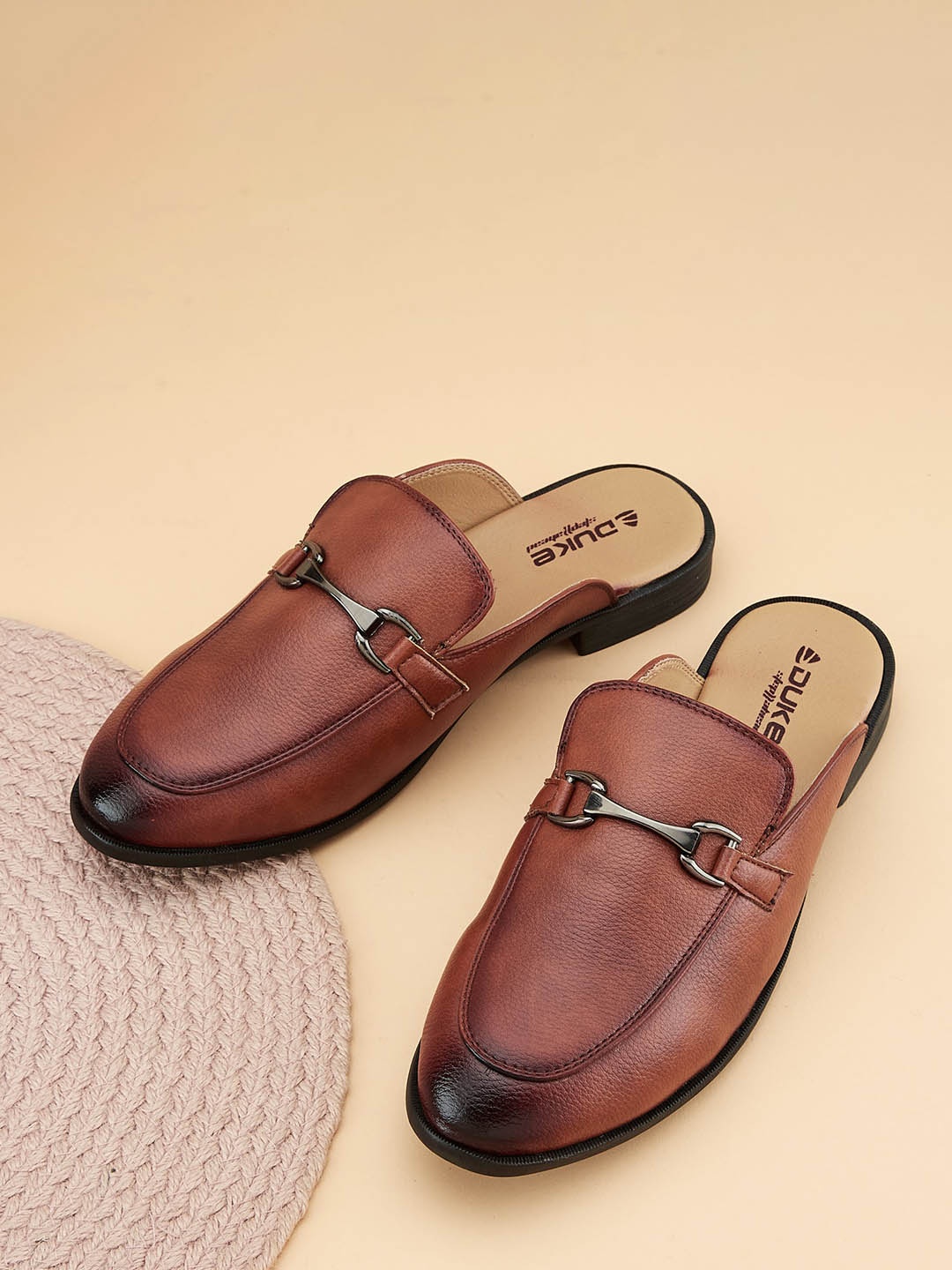 

Duke Men Buckle Detailed Lightweight Mules, Copper