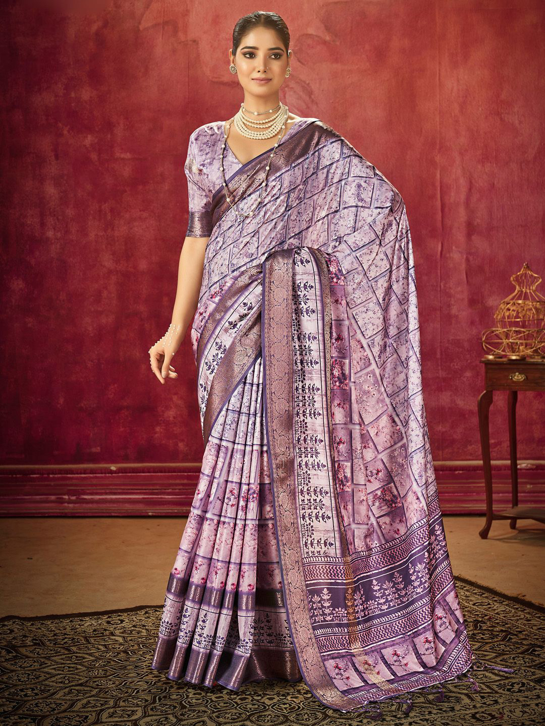 

Mitera Ethnic Motifs Zari Sungudi Saree With Blouse Piece, Violet