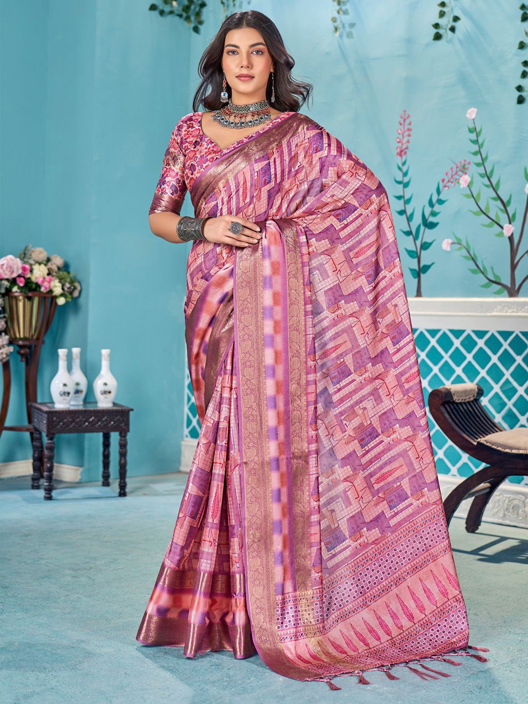 

Mitera Zari Woven Design Sungudi Saree, Mauve