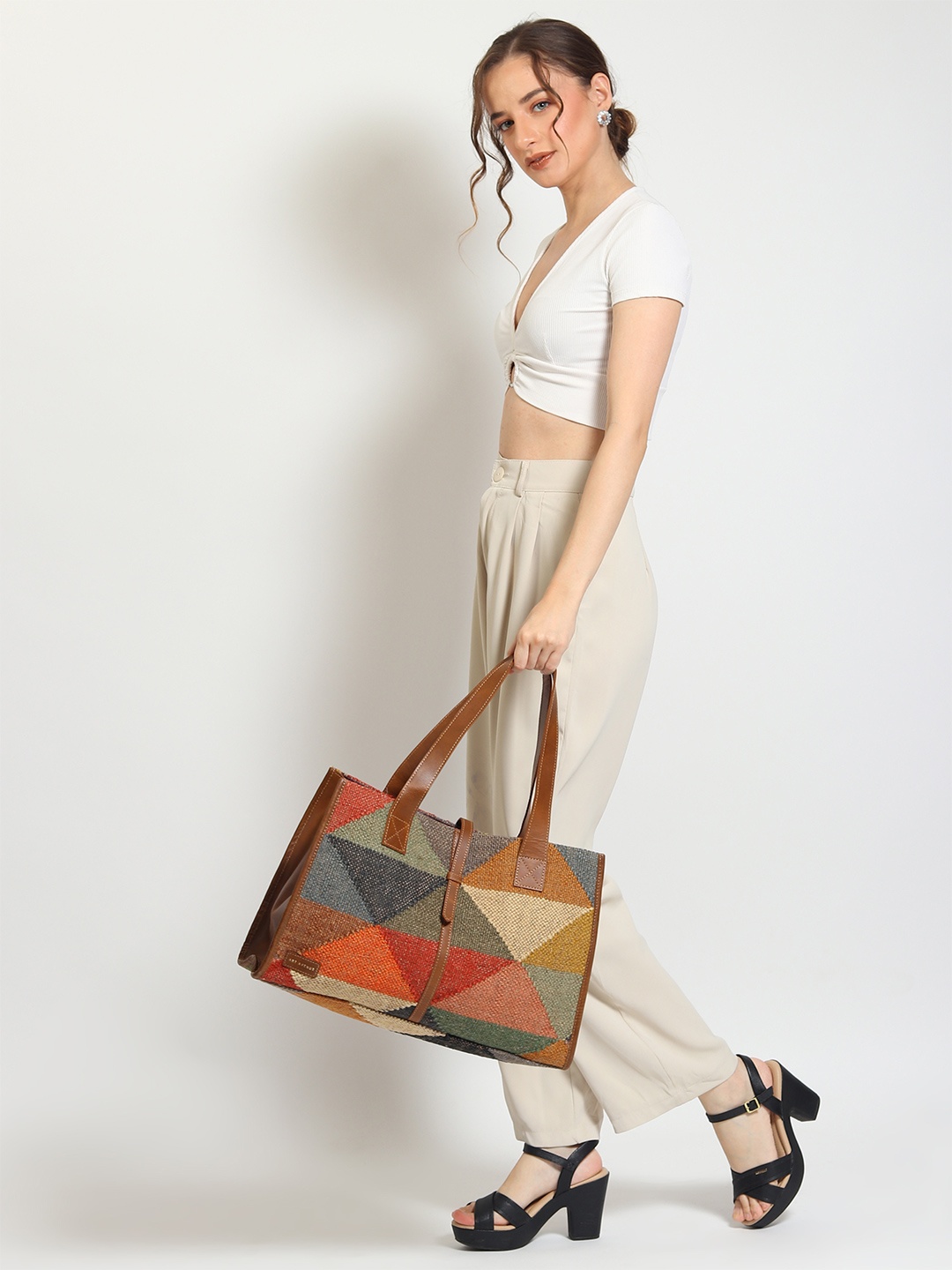 

Art Avenue Colourblocked Leather Shopper Tote Bag, Tan