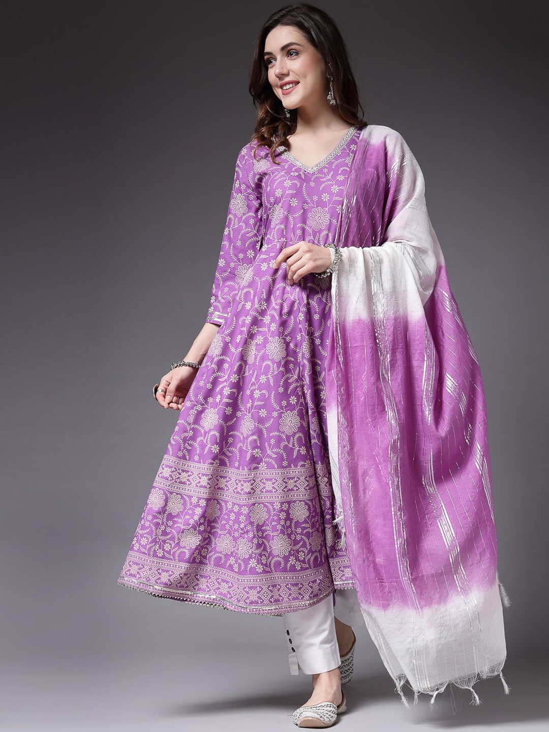 

Stylum V Neck Floral Printed Empire Mirror Work Anarkali Kurta Set, Purple