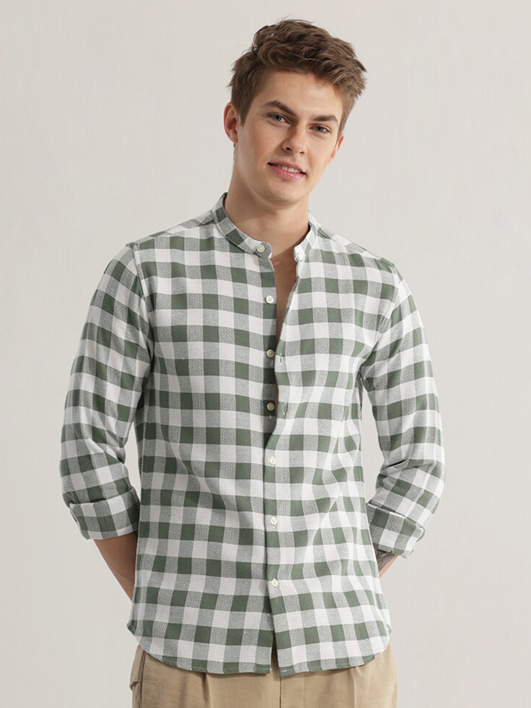 

Snitch Olive & White Snug Slim Fit Buffalo Checks Opaque Casual Shirt