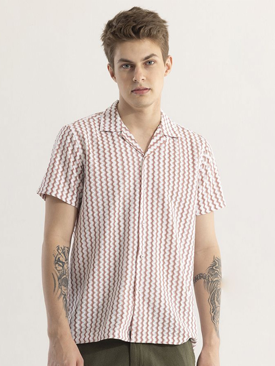 

Snitch Mauve & White Vertical Striped Snug Slim Fit Opaque Casual Shirt