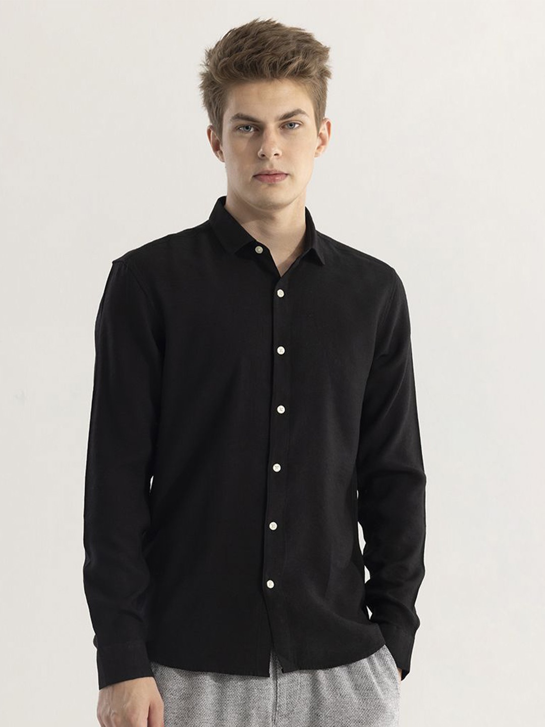 

Snitch Black Straight Slim Fit Opaque Casual Shirt