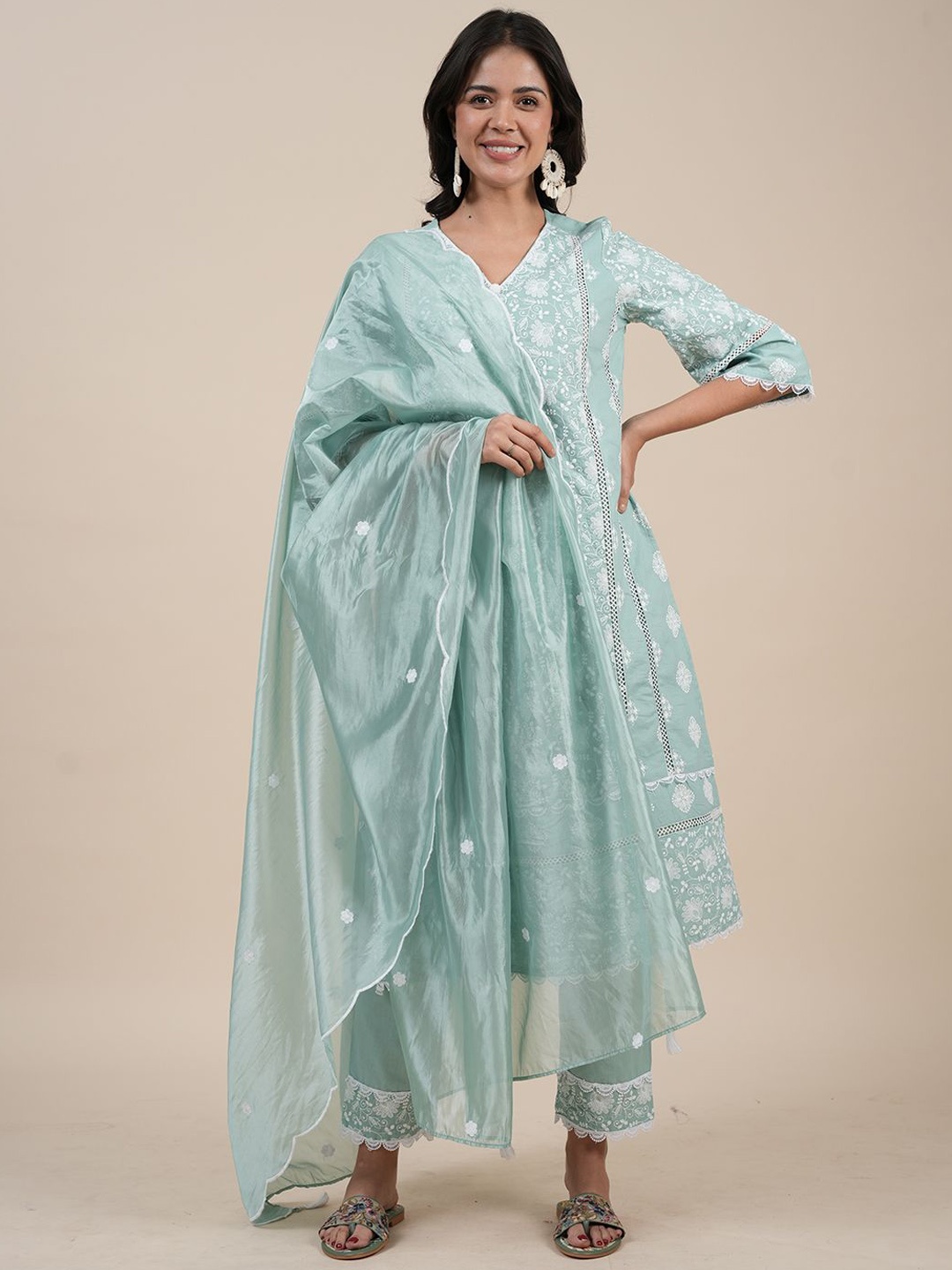 

HEEPOSH Floral Embroidered Straight Pure Cotton Kurta With Trousers & Dupatta, Green