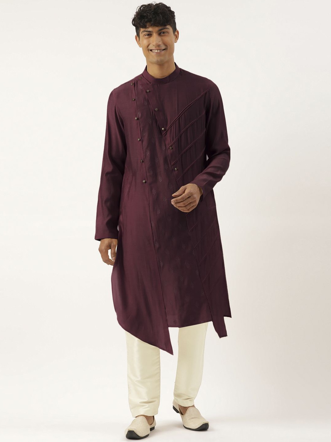 

TheEthnic.Co Mandarin Collar Regular Straight Kurta with Trousers, Purple