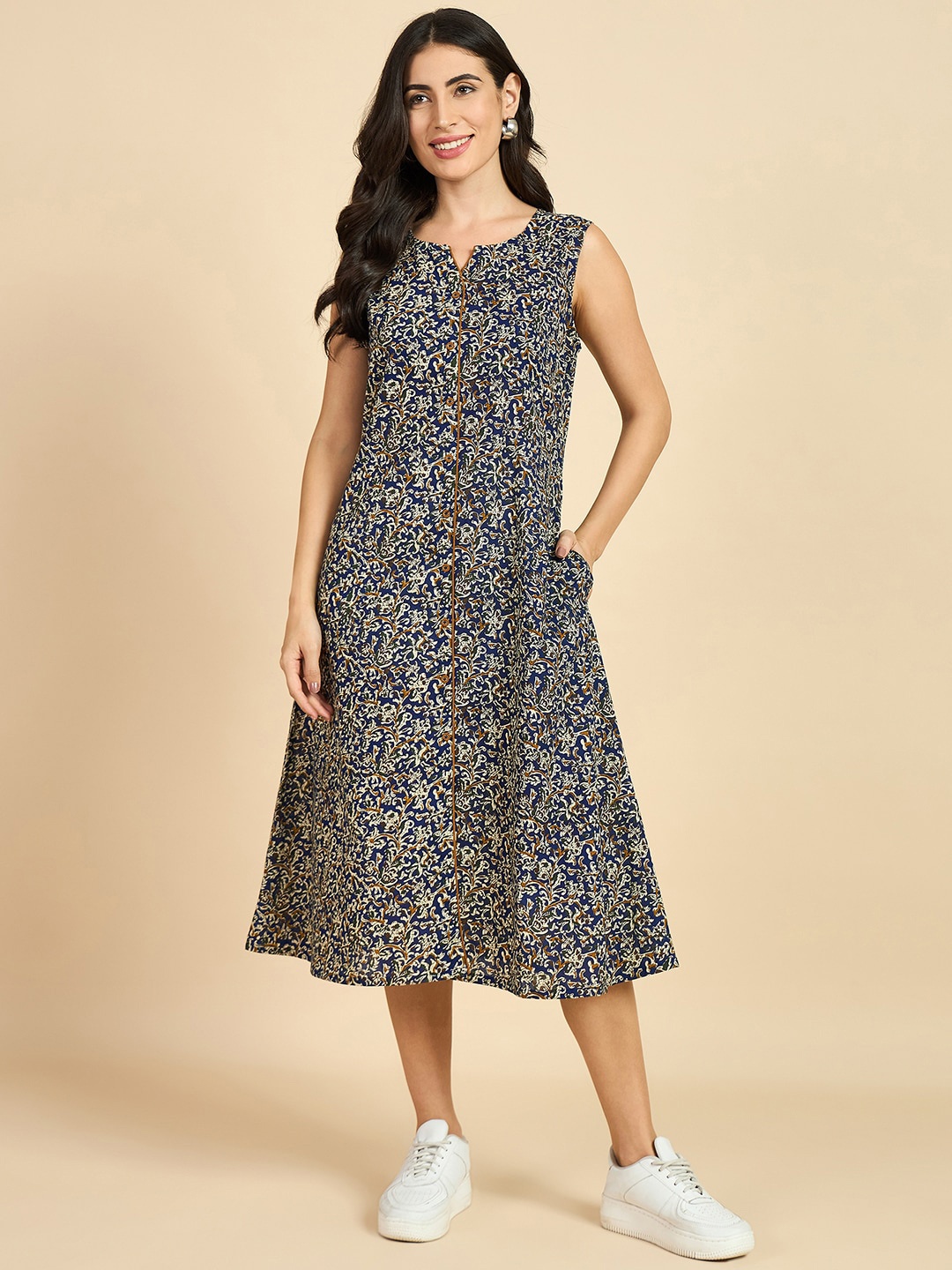 

Azira Floral Print Round Neck Sleeveless Cotton A-Line Midi Dress, Blue