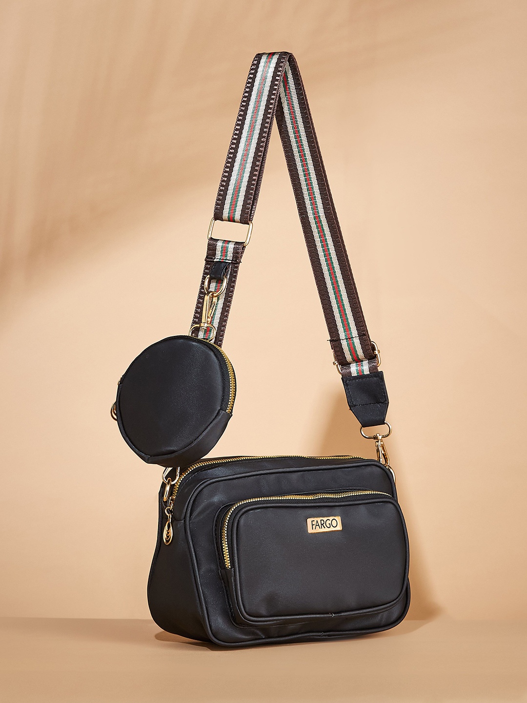 

FARGO Structured Sling Bag, Black
