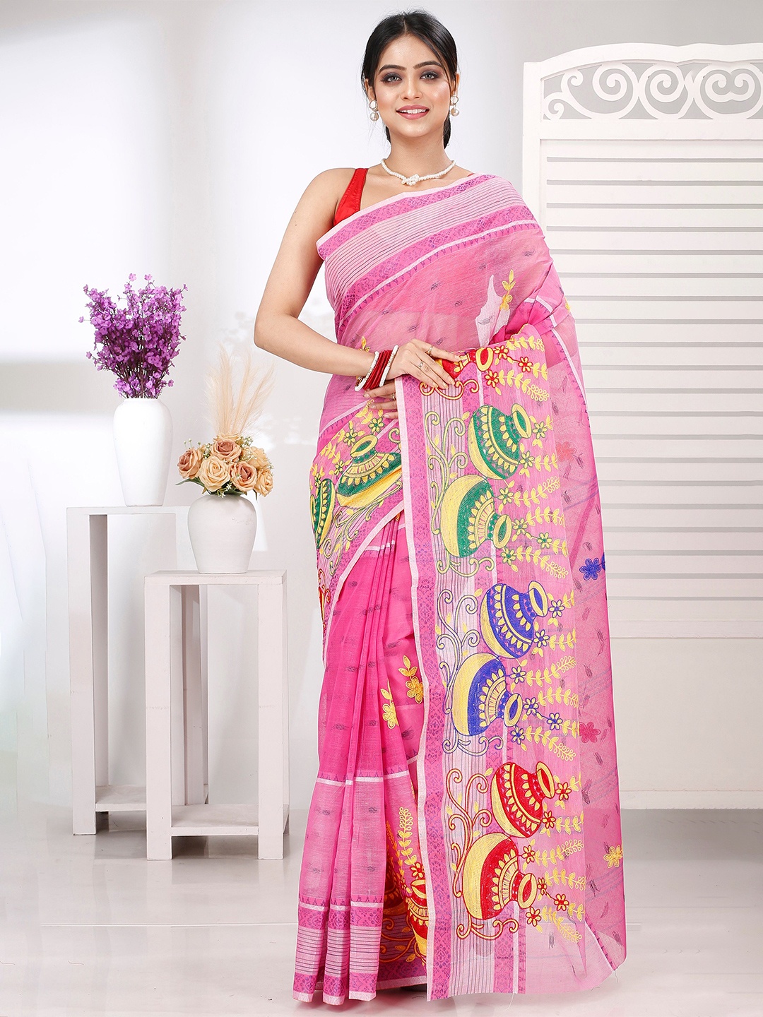 

DipDiya Ethnic Motifs Embroidered Pure Cotton Taant Saree, Pink