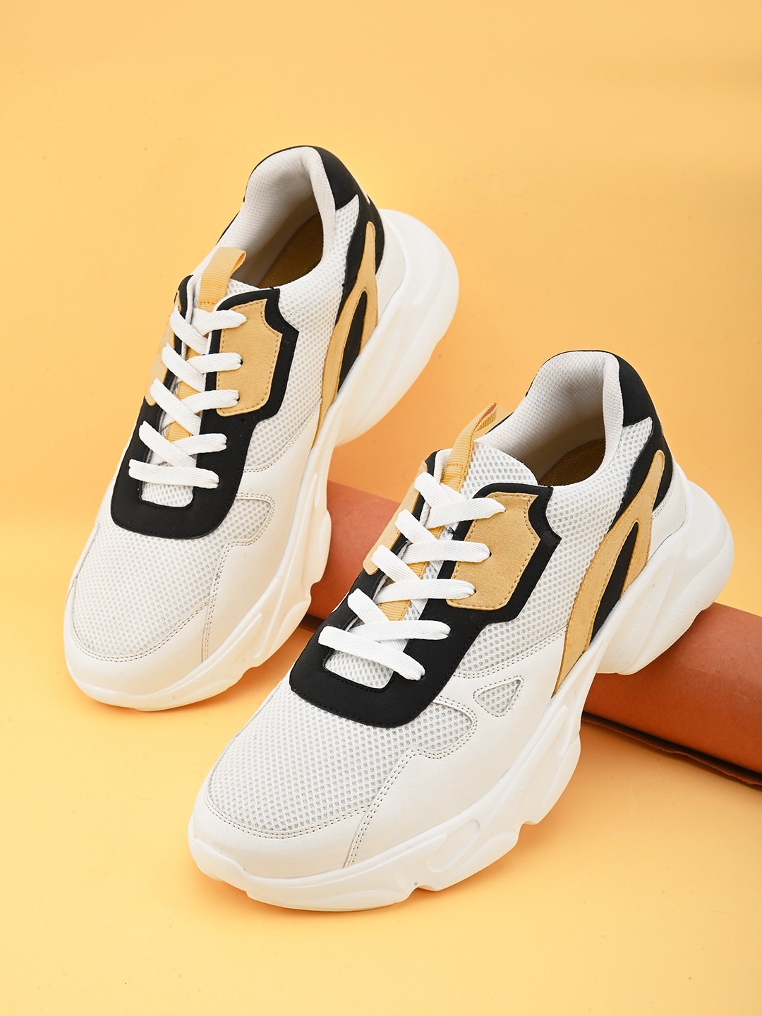 

HRX by Hrithik Roshan Men White & Yellow URBAN CHUNKY Colourblocked Sneakers