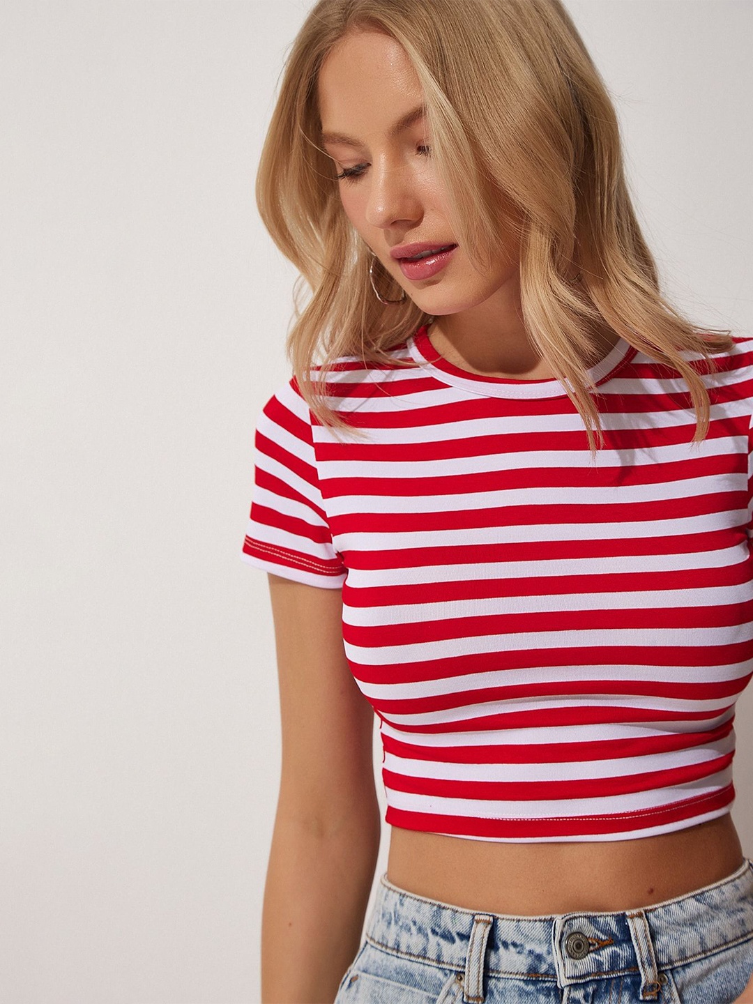 

Happiness istanbul Women Striped Round Neck T-shirt, White