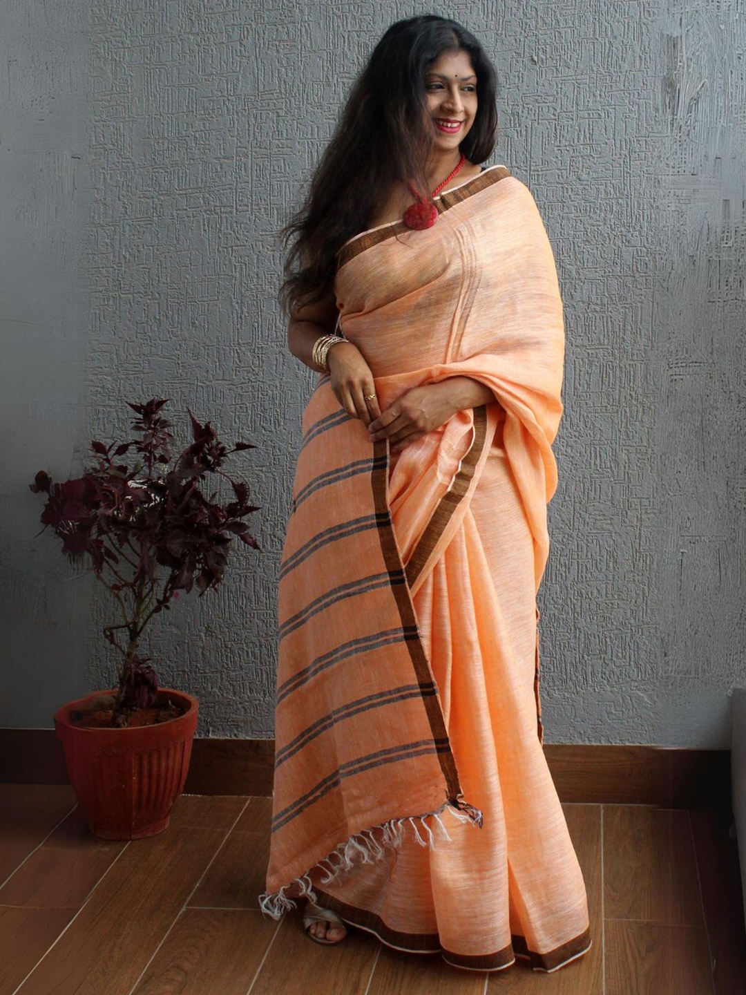 

Weaves of Tradition Pure Linen Saree, Orange