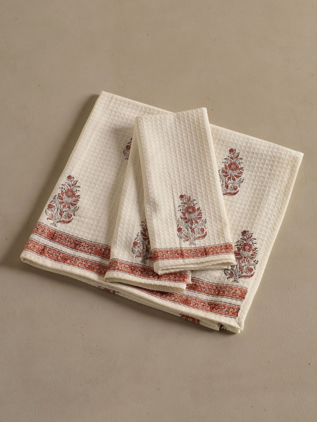 

Peepul Tree 3Pcs Block Printed Cotton Waffle Towel Set, Off white