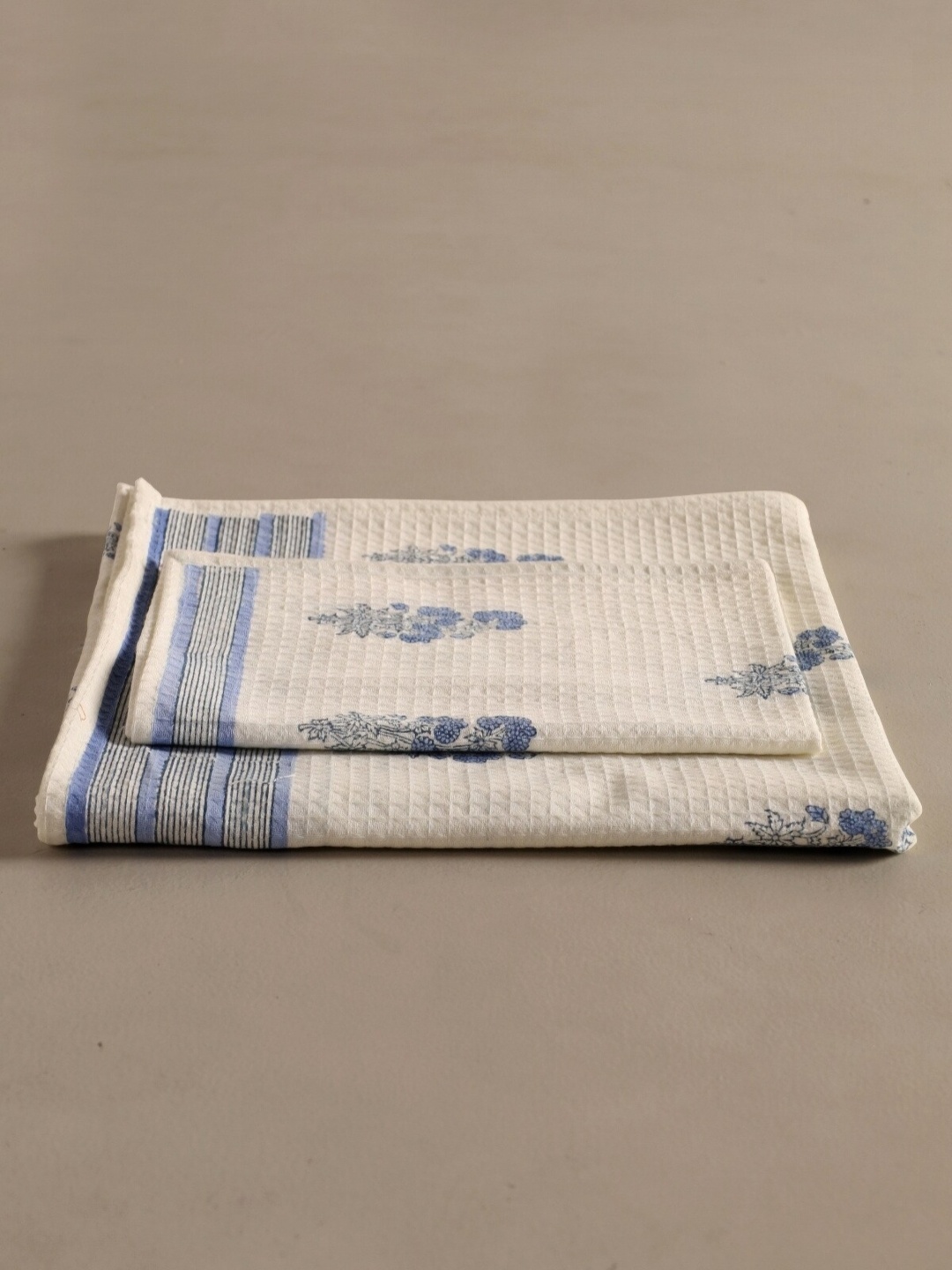 

Peepul Tree 2 pcs Off White & Blue Cotton Hand & Bath Waffle Towel Set