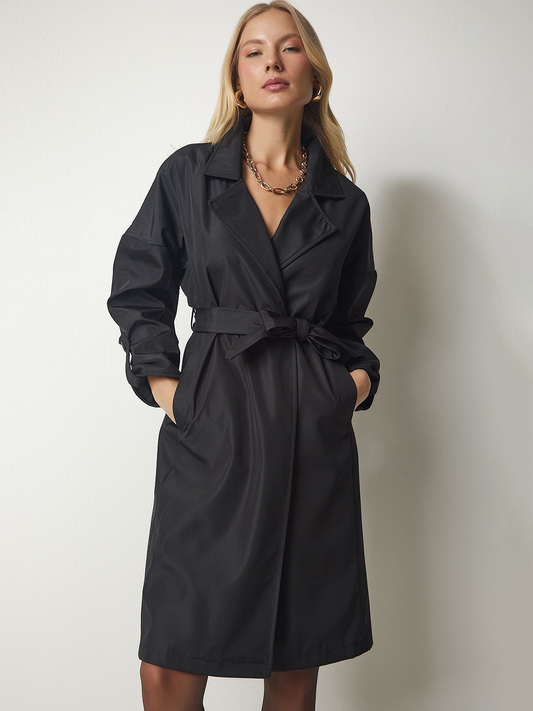 

Happiness istanbul Notched Lapel Collar Overcoat, Black