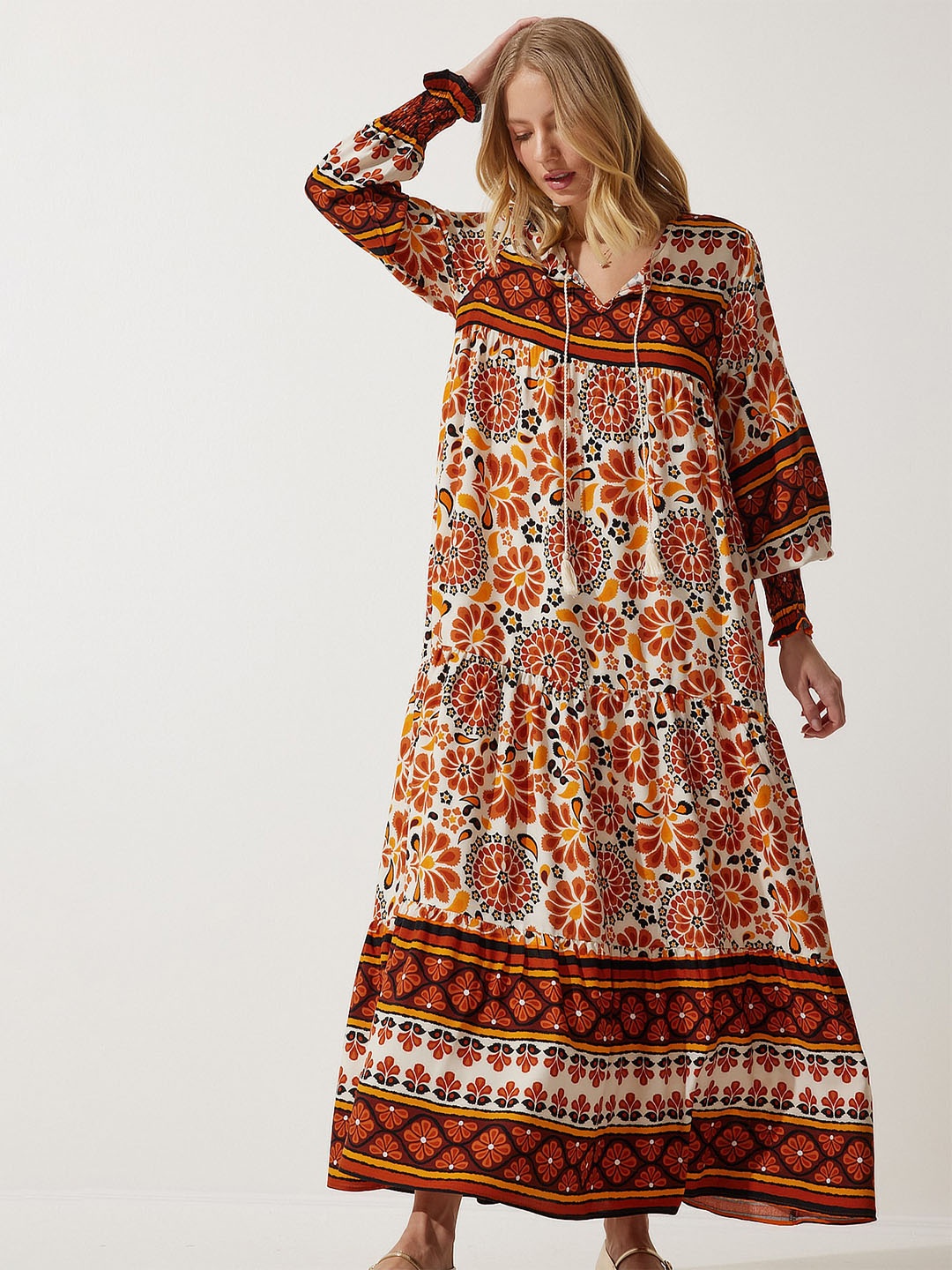 

Happiness istanbul Ethnic Motifs Printed Flared Sleeve Maxi Dress, Na