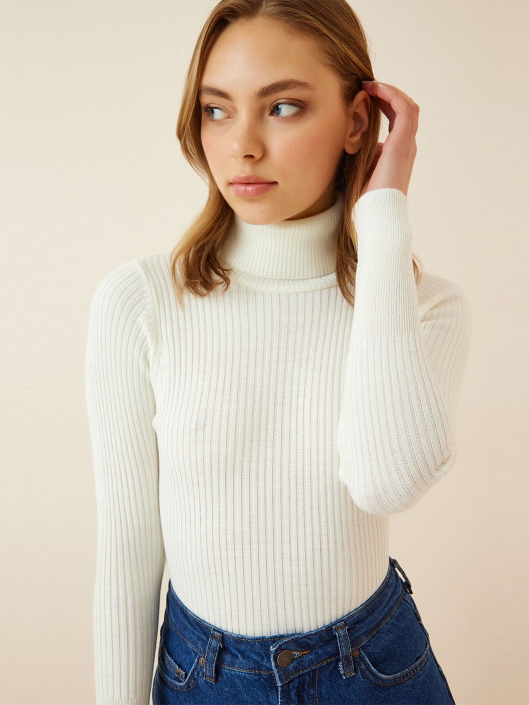 

Happiness istanbul Turtle Neck Long Sleeves Pullover Sweater, White