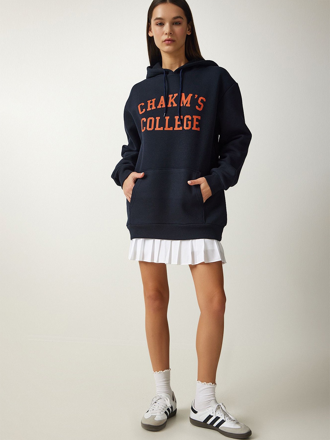 

Happiness istanbul Alphanumeric Printed Sweatshirt, Black