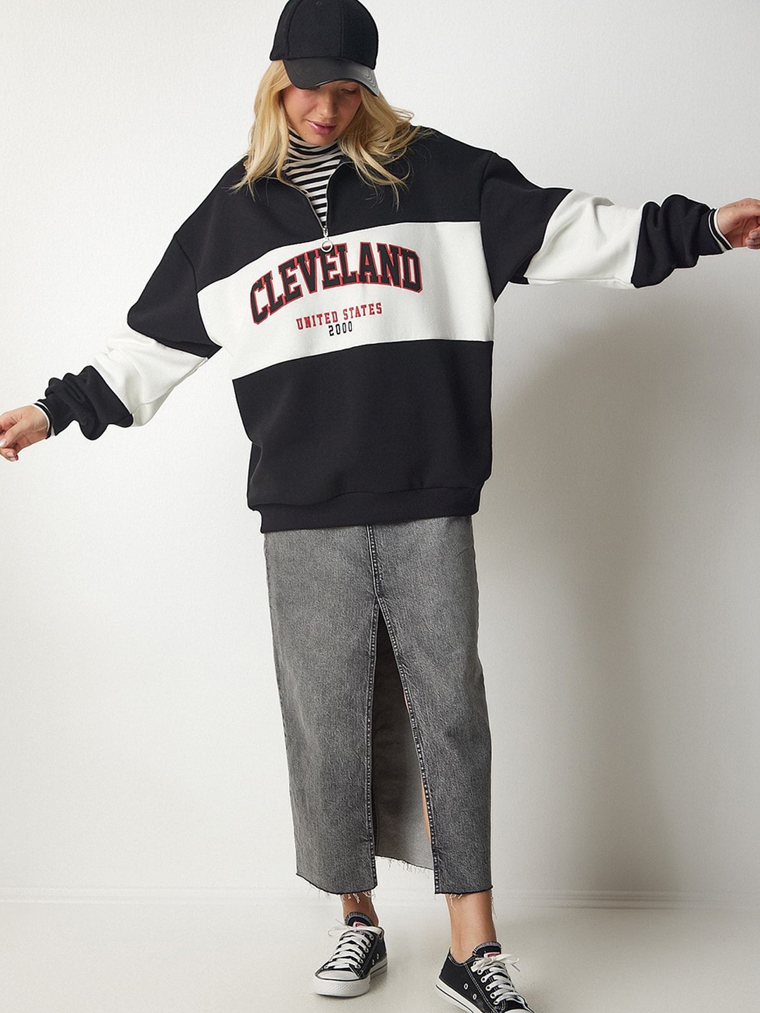 

Happiness istanbul Typography Colourblocked Cotton Straight Pullover Sweatshirt, Na