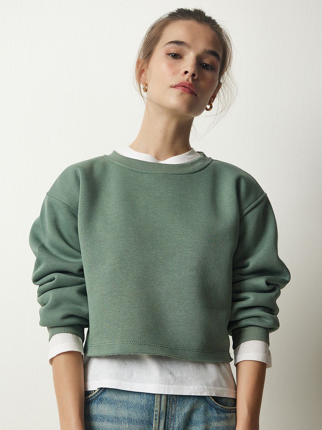 

Happiness istanbul Round Neck Straight Pullover Cotton Crop Sweatshirt, Na
