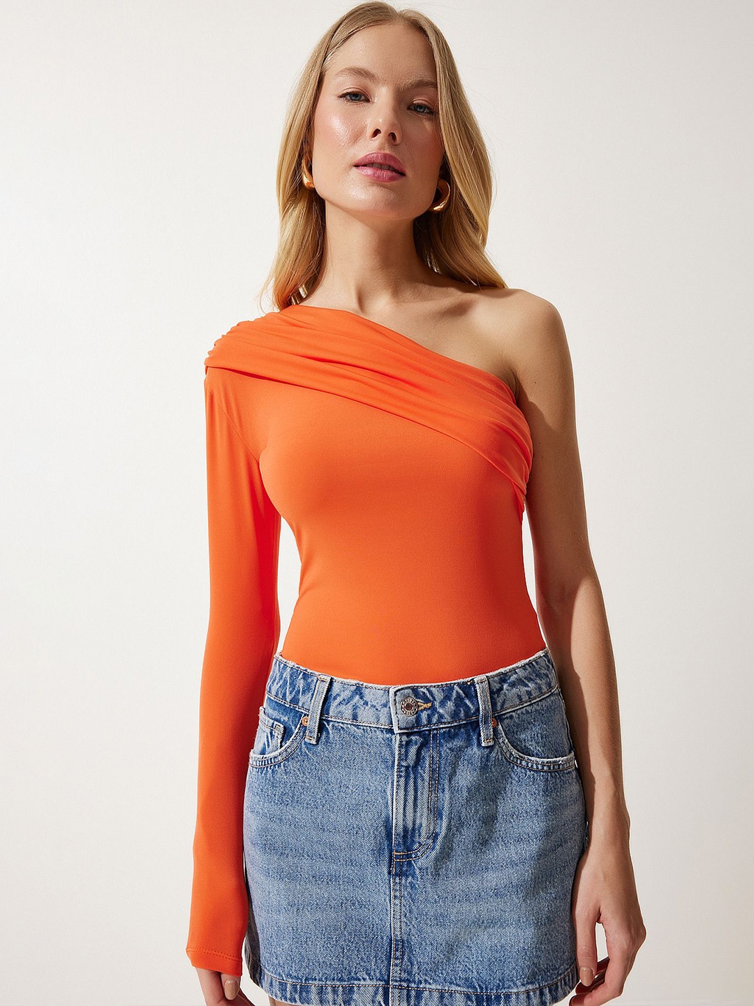 

Happiness istanbul One Shoulder Long Sleeves Solid Top, Orange