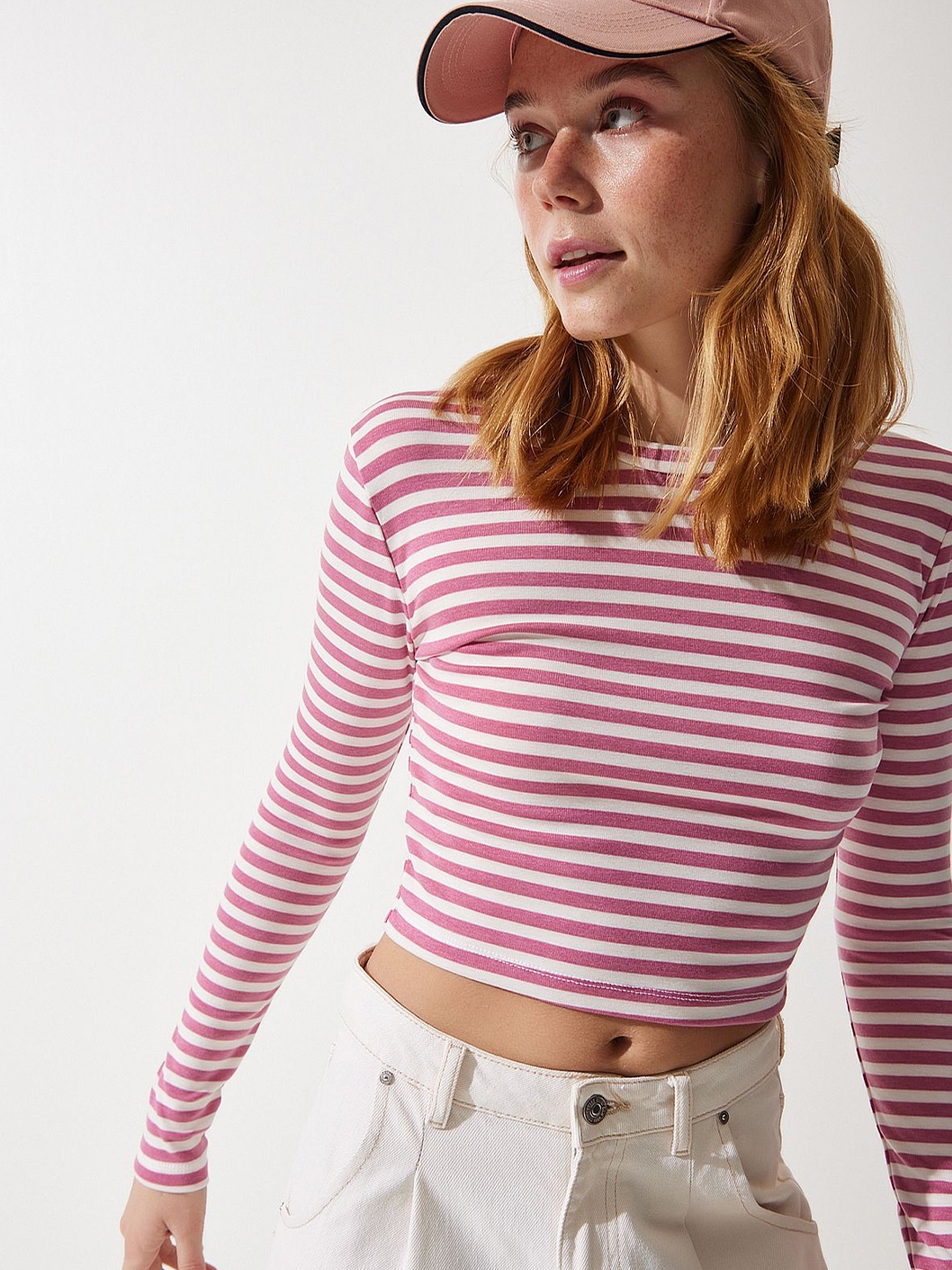 

Happiness istanbul Striped Round Neck Cotton Crop Top, White