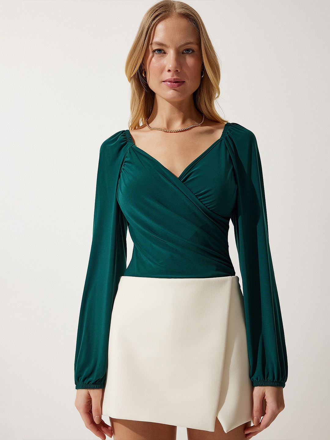 

Happiness istanbul V-Neck Solid Wrap Top, Green