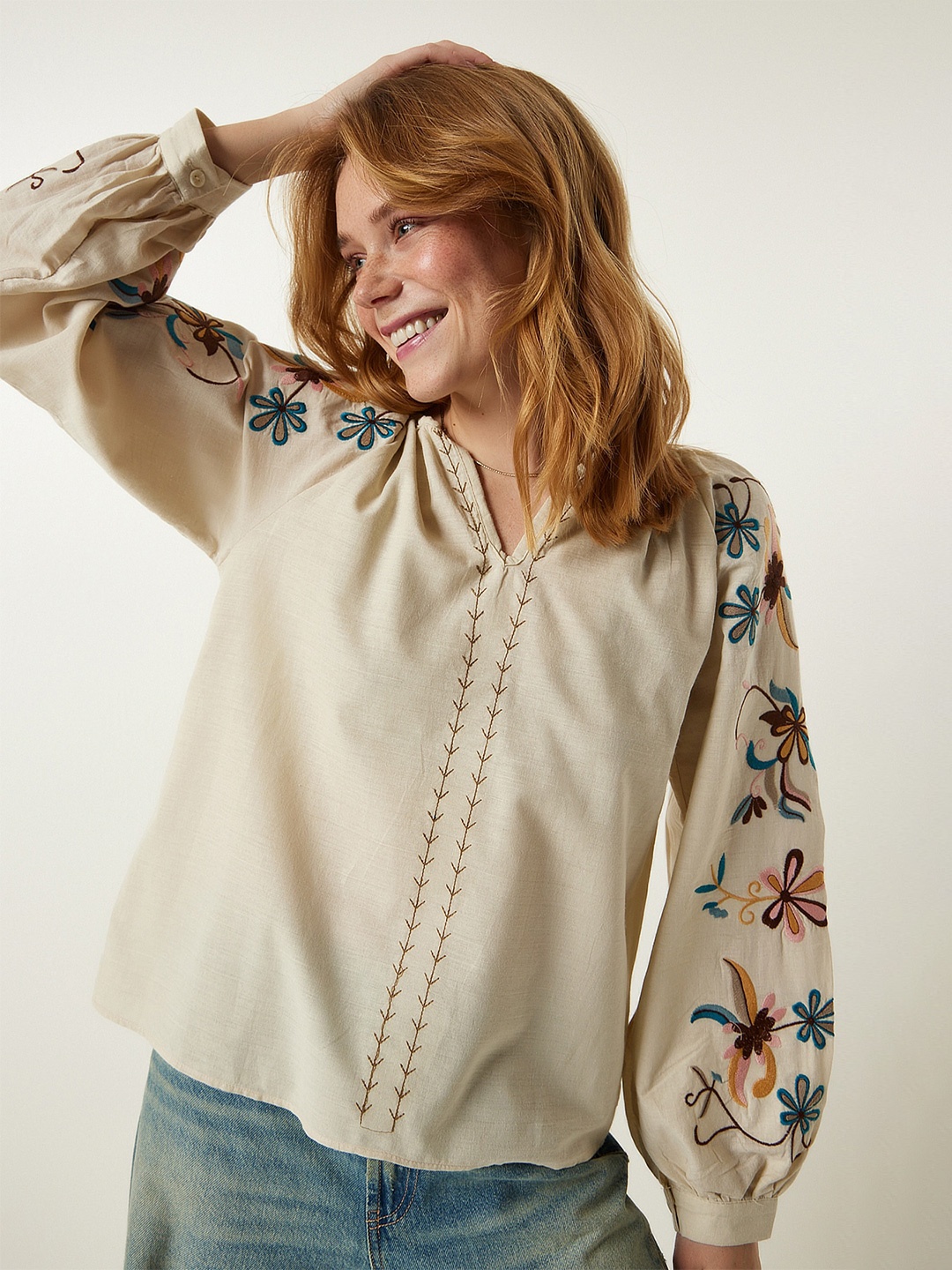 

Happiness istanbul V-Neck Extended Sleeves Cotton Top, Cream