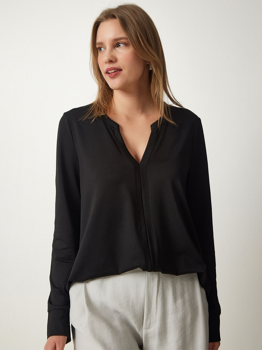 

Happiness istanbul Mandarin Collar Solid Top, Black