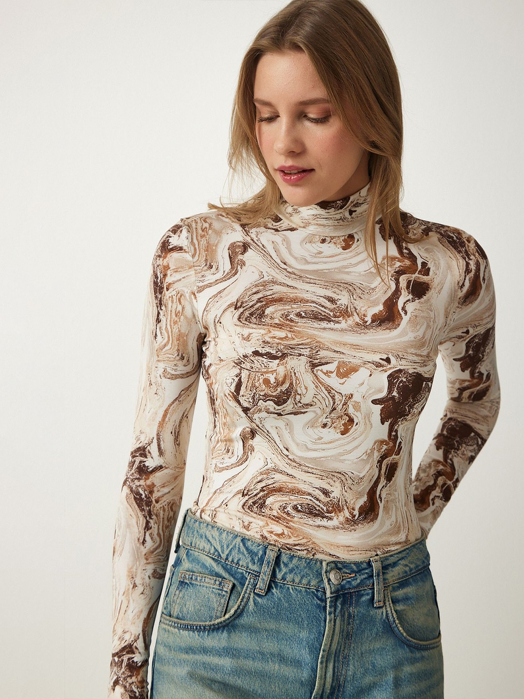 

Happiness istanbul Abstract Printed High Neck Regular Casual Top, Brown