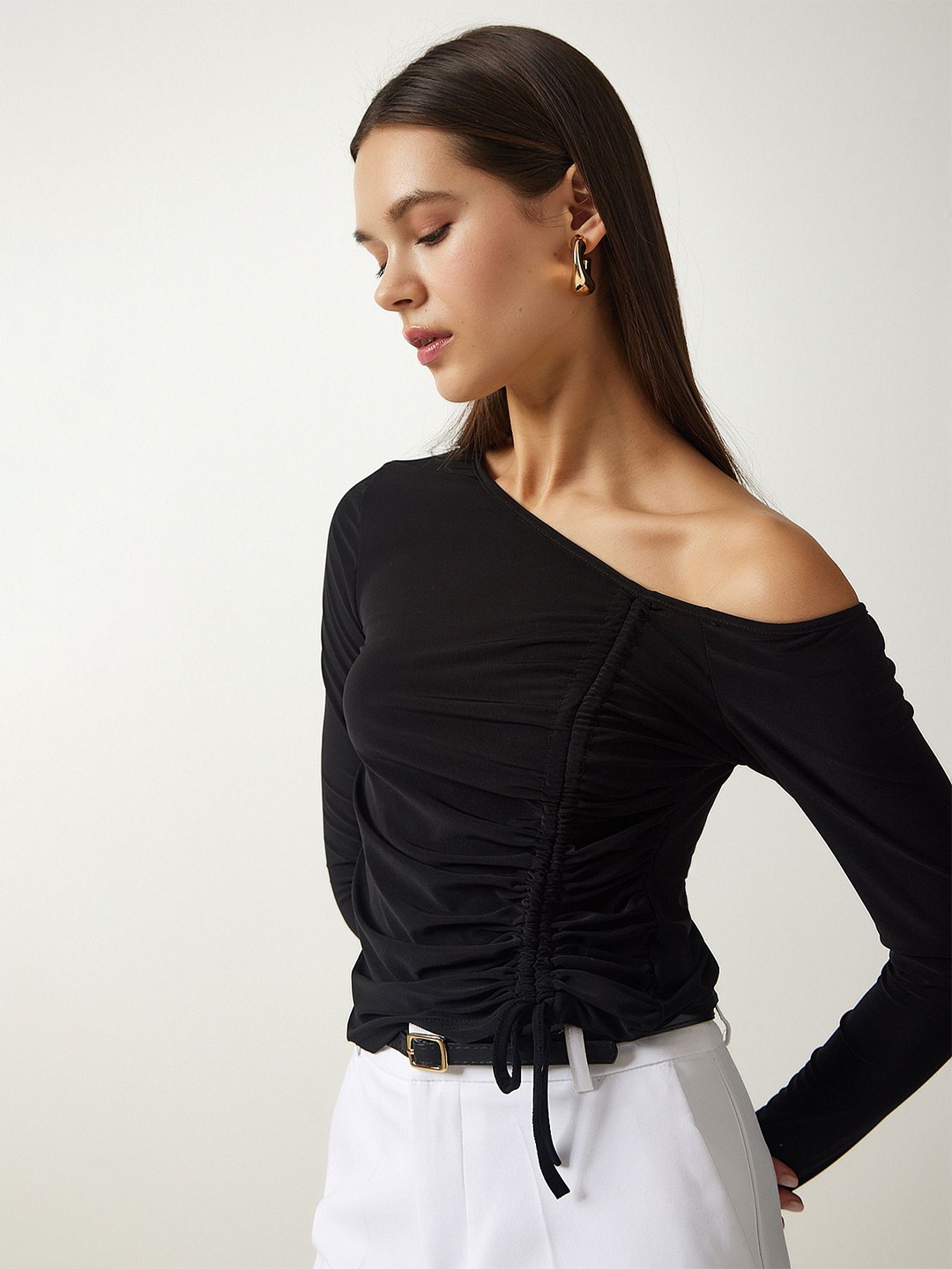 

Happiness istanbul One Shoulder Solid Top, Black