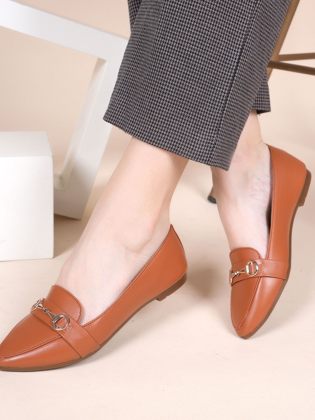 

DressBerry Women Loafers, Tan
