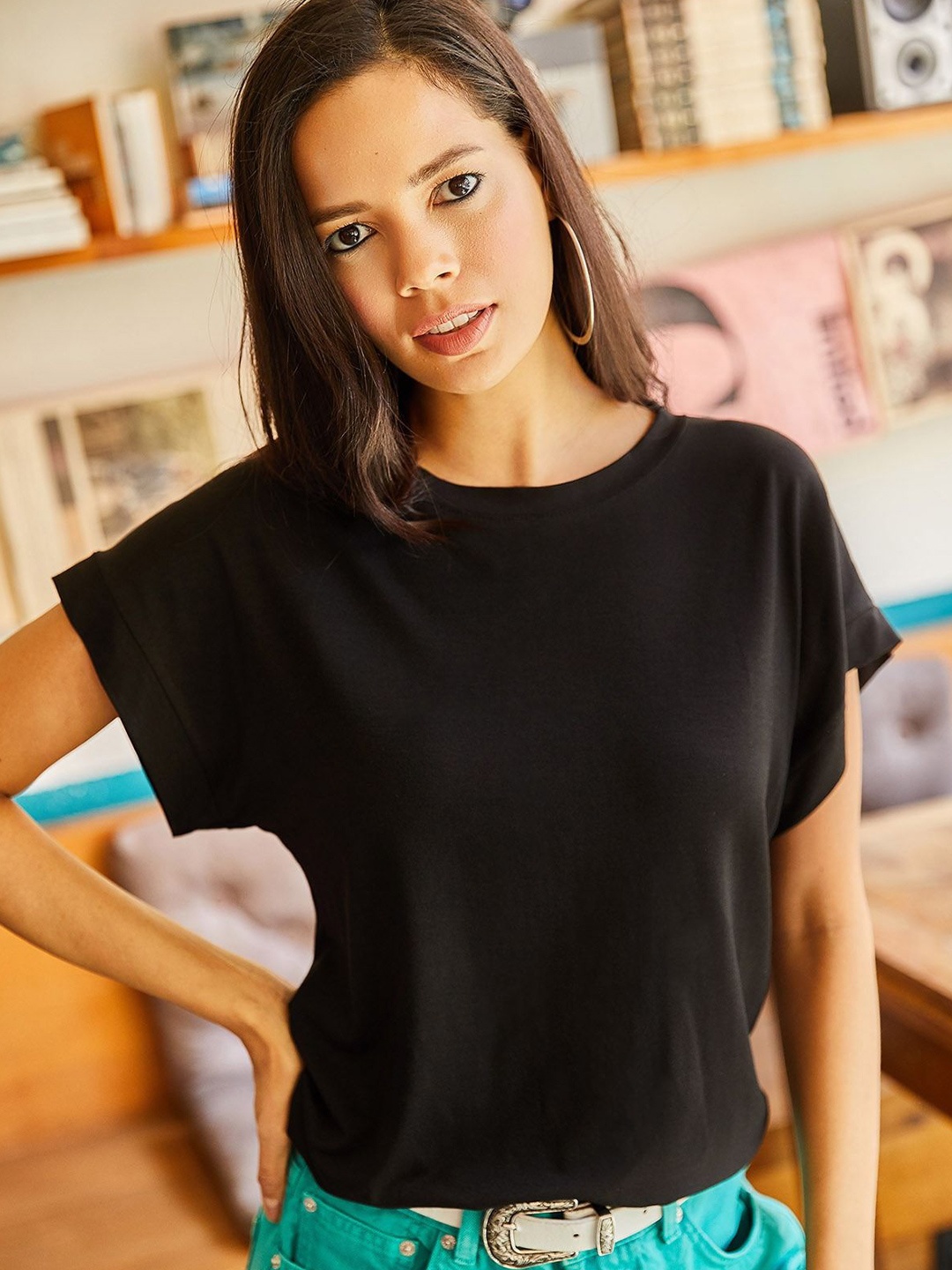 

Olalook Solid Round Neck Extended Sleeves Top, Black