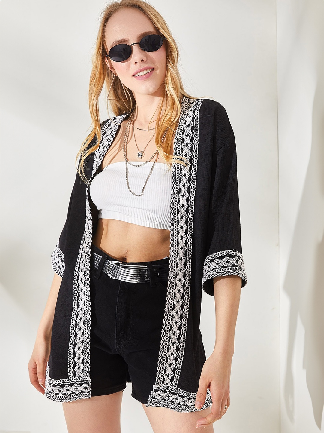 

Olalook Longline Shrug, Black