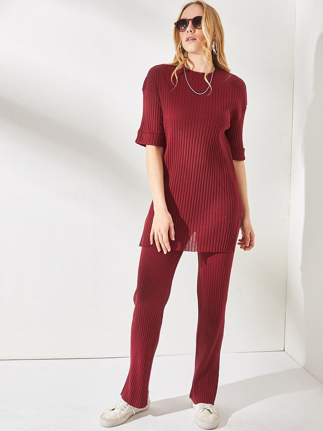 

Olalook Ribbed Striped Round Neck Extended sleeves Tunic & Trousers Co-Ords, Maroon