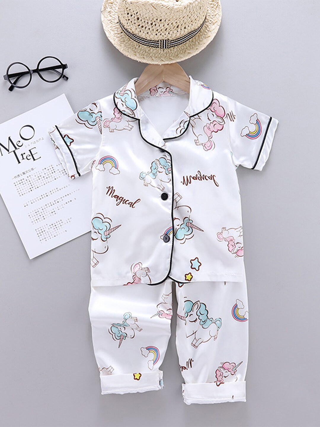 

Bold N Elegant Unisex Kids Printed Night suit, White