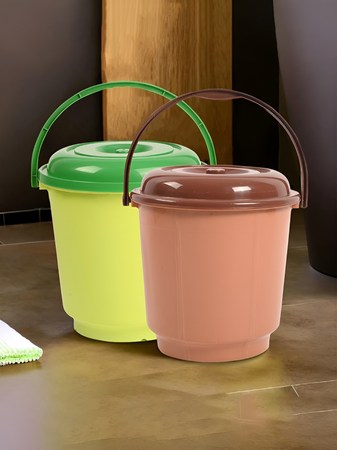

Kuber Industries Green & Coffee Brown 2 Pieces Bucket With Lid & Handle 18 L Each