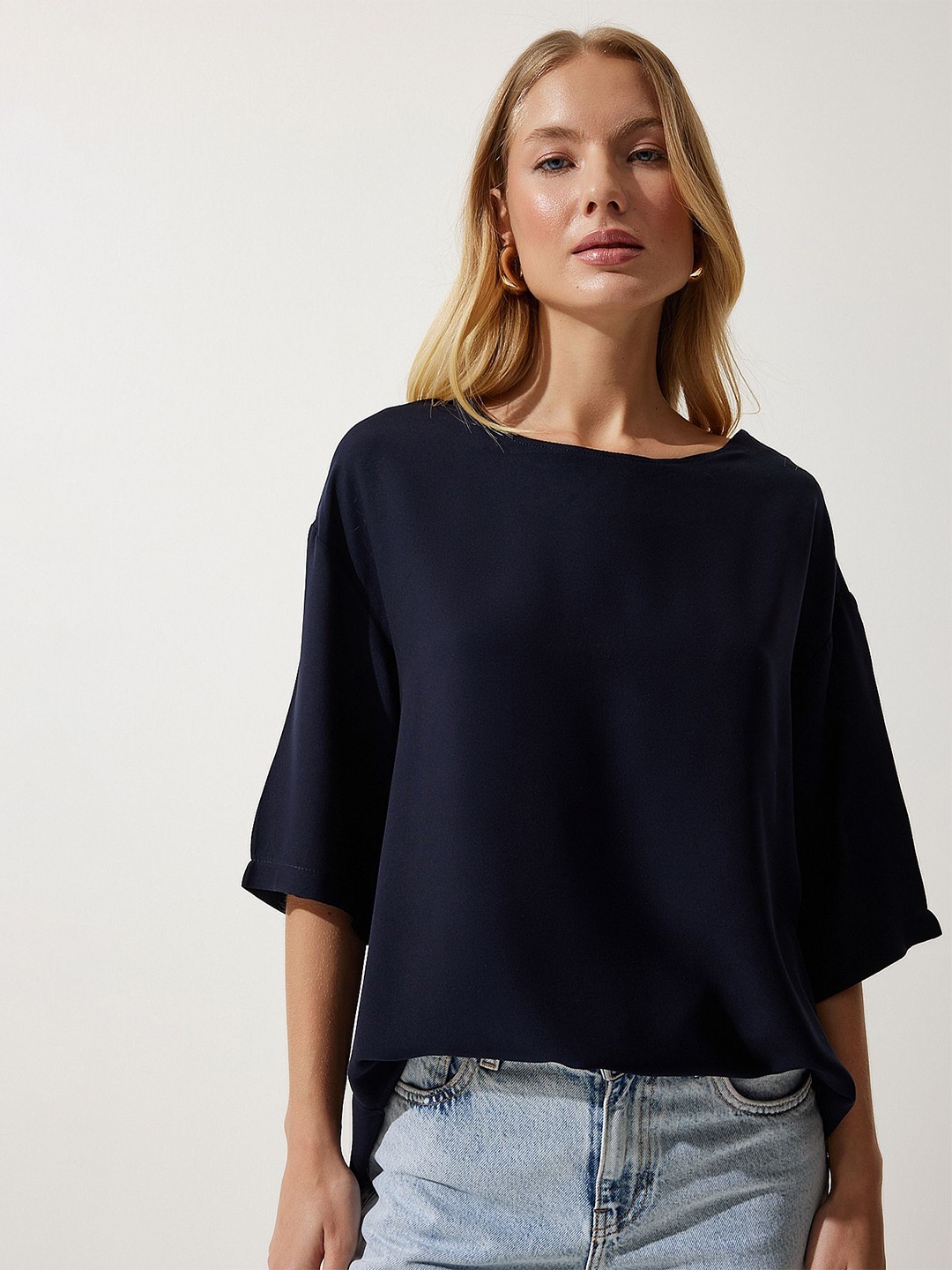 

Happiness istanbul Round Neck Extended Sleeves Top, Navy blue