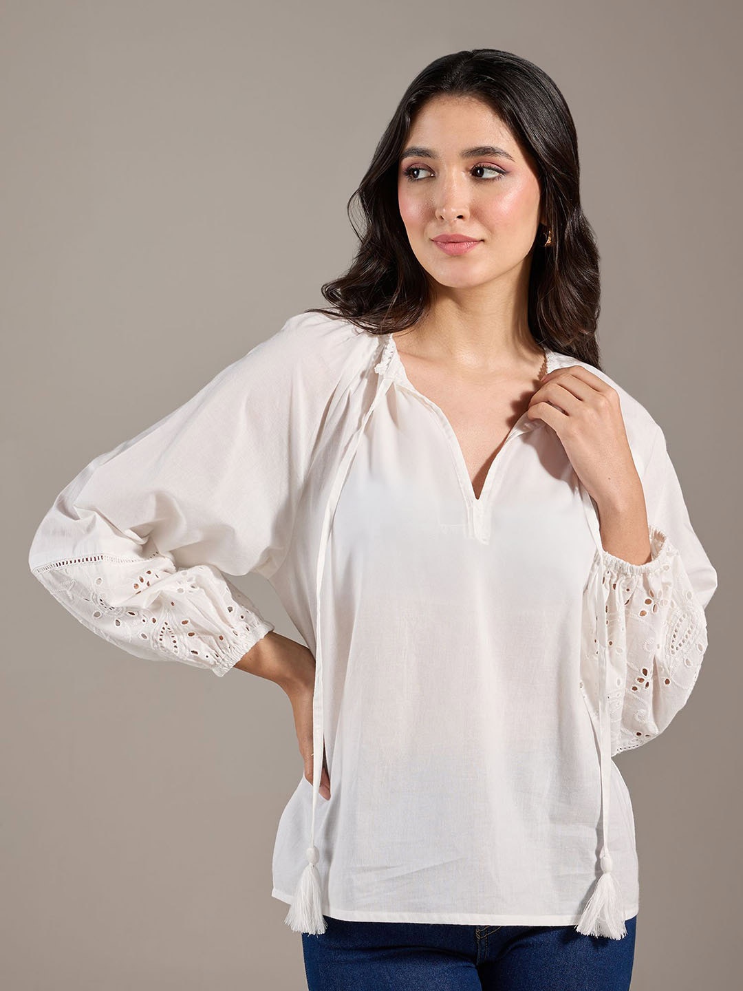 

20Dresses Solid Tie-Up Neck Cotton Top, White