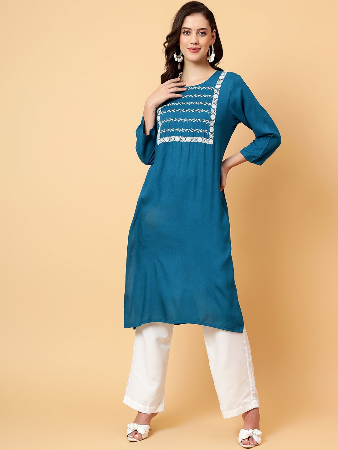 

Bani Women Embroidered Thread Work Liva Straight Kurta, Teal