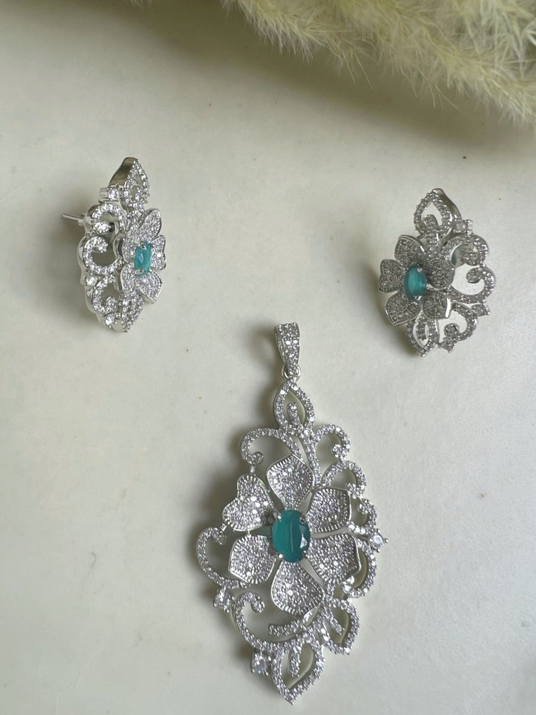 

XAGO Rhodium-Plated American Diamond Studded Jewellery Set, Silver