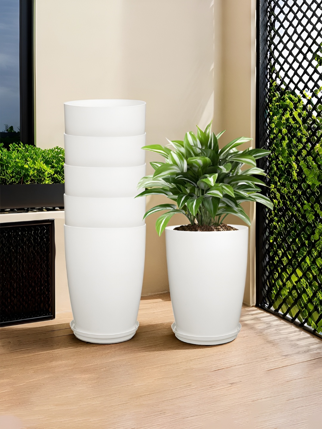 

Kuber Industries White 6 Pieces Flower Planters With Plate