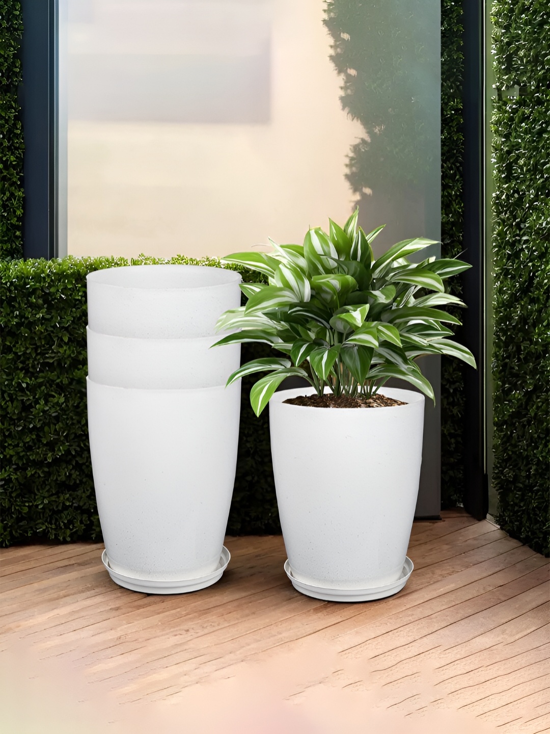 

Kuber Industries White 4 Pieces Flower Planters With Plate