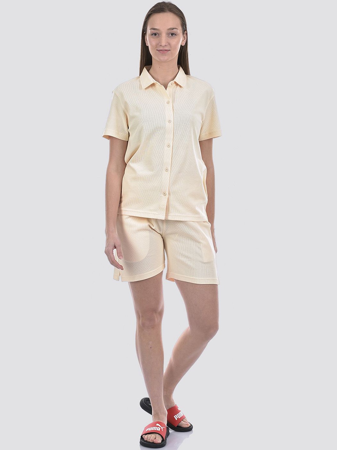 

ONEWAY Self Design Shirt & Shorts Co-Ords, Cream