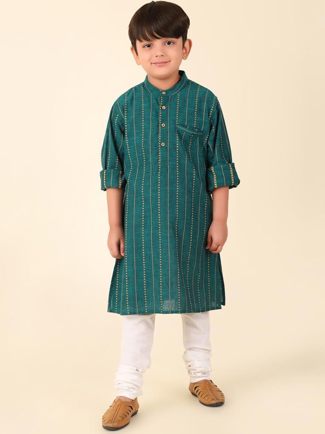 

Fabindia Boys Striped Printed Mandarin Collar Thread Work Curved Anarkali Cotton Kurta, Teal