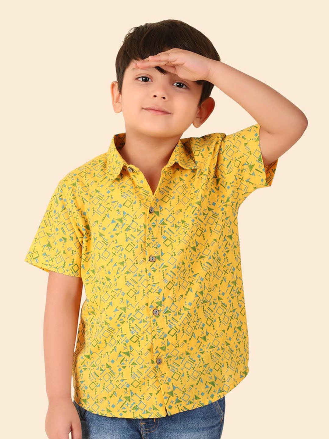 

Fabindia Boys Floral Printed Casual Shirt, Yellow