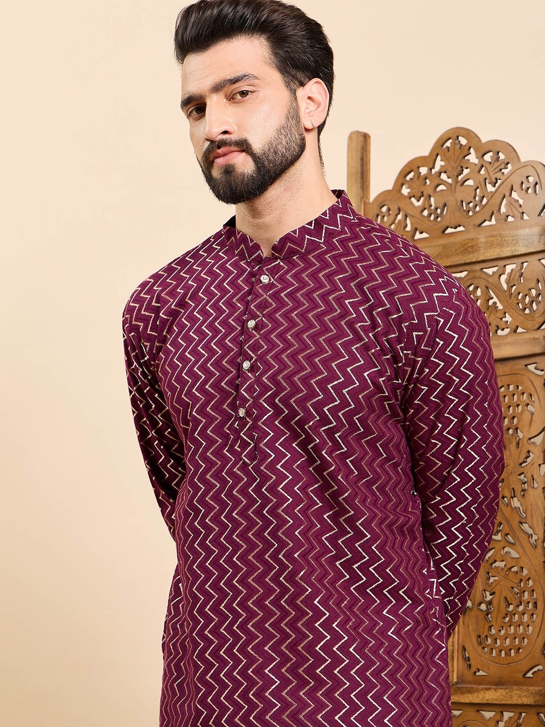 

Anouk Geometric Printed Mandarin Collar Full Sleeves Sequins Cotton Kurta, Maroon