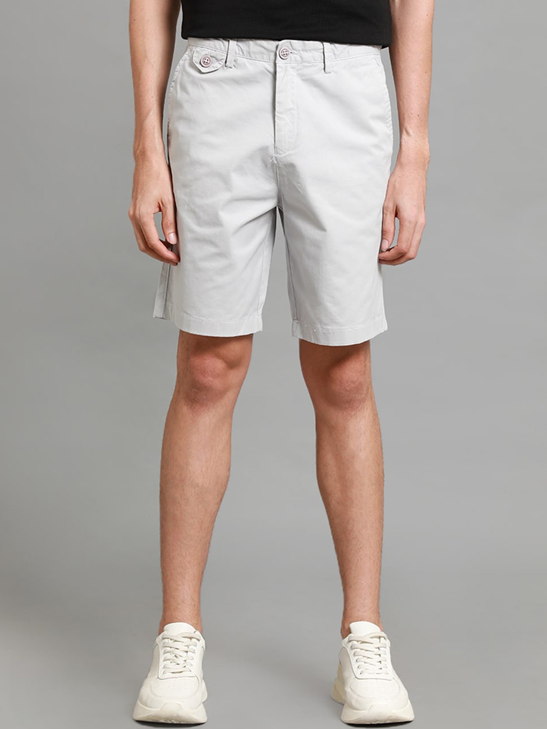 

Banana Club Men Mid-Rise Regular Fit Chino Shorts, Grey