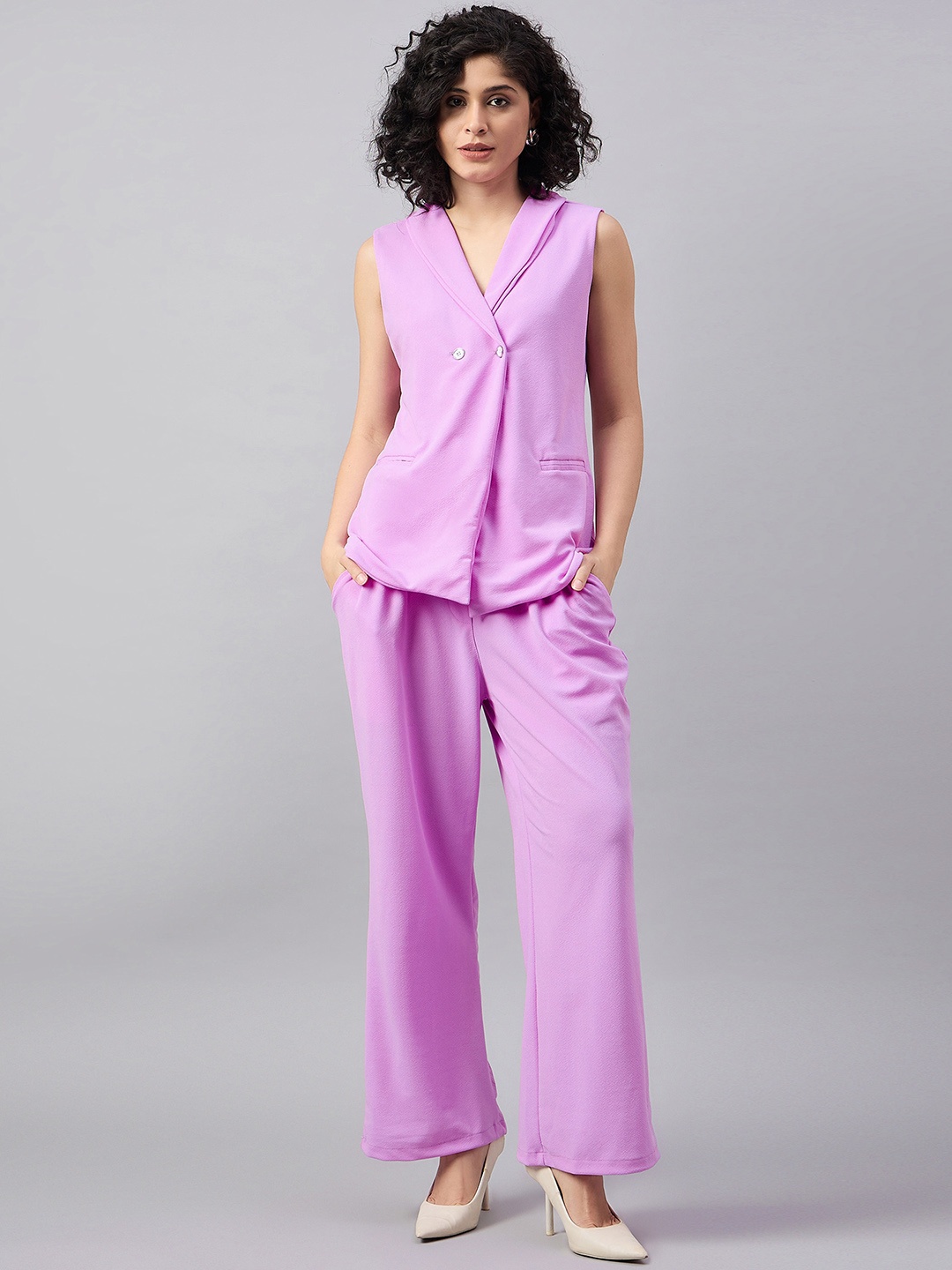 

The Roadster Lifestyle Co. Lavender Shawl Collar Sleeveless Casual Coat With Trousers